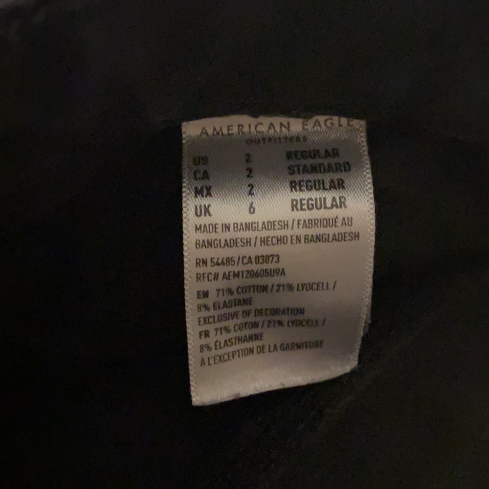 American Eagle distressed Super hi-rise jegging - Picture 4 of 8